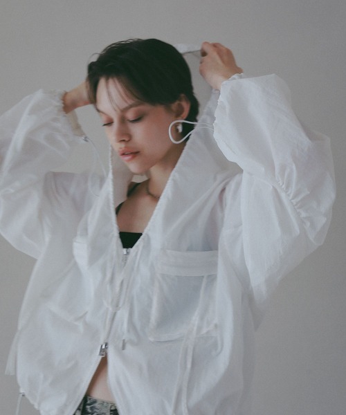BAYFLOW(ベイフロー)の「【EF(エフ)】シアーフーディブルゾン(WOMEN)(その他アウター・レディース・オフホワイト/シルバーグレー・FREE)」の1枚目の写真