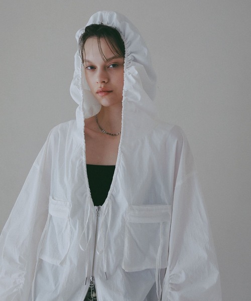BAYFLOW(ベイフロー)の「【EF(エフ)】シアーフーディブルゾン(WOMEN)(その他アウター・レディース・オフホワイト/シルバーグレー・FREE)」の17枚目の写真