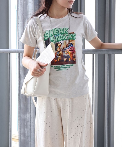 SpRay(スプレイ)の「ドーナツフレンズ Tシャツ(Tシャツ/カットソー・レディース・オフホワイト/ブルー/オートミール/スミクロ・FREE)」の7枚目の写真