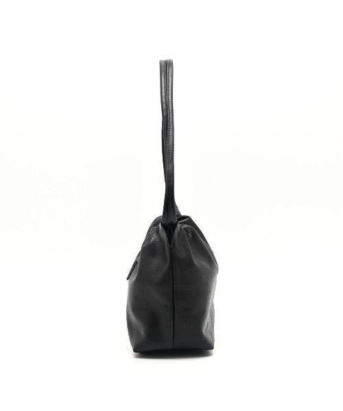 CLEDRAN（クレドラン）の「【軽量 本ヌメ革】CL3984 NOS GATHER TOTE（ショルダーバッグ・レディース・ブラック/キャメル・FREE）」の5枚目の写真