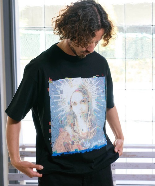 Chester(チェスター)の「mt10555- No saviors グリッチマリア&ローズワッペン ビッグTシャツ(10023)(Tシャツ/カットソー・メンズ・ホワイト/ブラック・M/L/XL)」の2枚目の写真