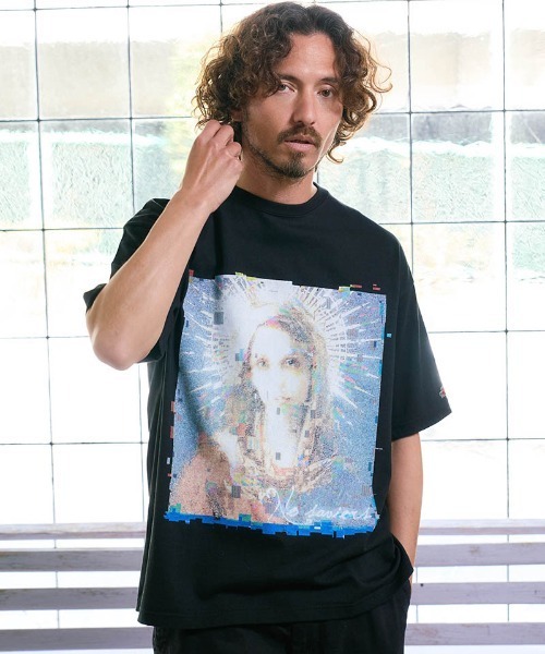 Chester(チェスター)の「mt10555- No saviors グリッチマリア&ローズワッペン ビッグTシャツ(10023)(Tシャツ/カットソー・メンズ・ホワイト/ブラック・M/L/XL)」の9枚目の写真