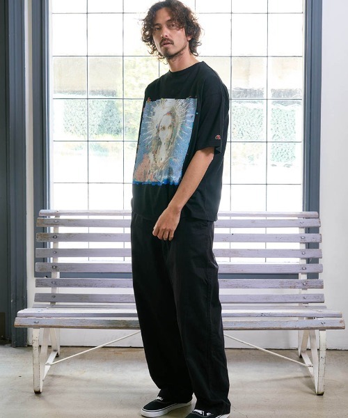 Chester(チェスター)の「mt10555- No saviors グリッチマリア&ローズワッペン ビッグTシャツ(10023)(Tシャツ/カットソー・メンズ・ホワイト/ブラック・M/L/XL)」の12枚目の写真