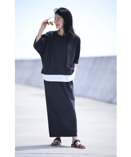 cawaii(カワイイ)の「普段使いもできる ラッシュガード(Tシャツ/カットソー・レディース・ライトベージュ/ブラック・FREE)」の3枚目の写真