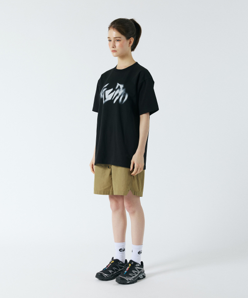 SANRO（サンロ）の「[ユニセックス] オーバーサイズ コットン ショートスリーブ - ブラック（Tシャツ/カットソー・レディース・その他・MEDIUM/LARGE/X-LARGE）」の3枚目の写真