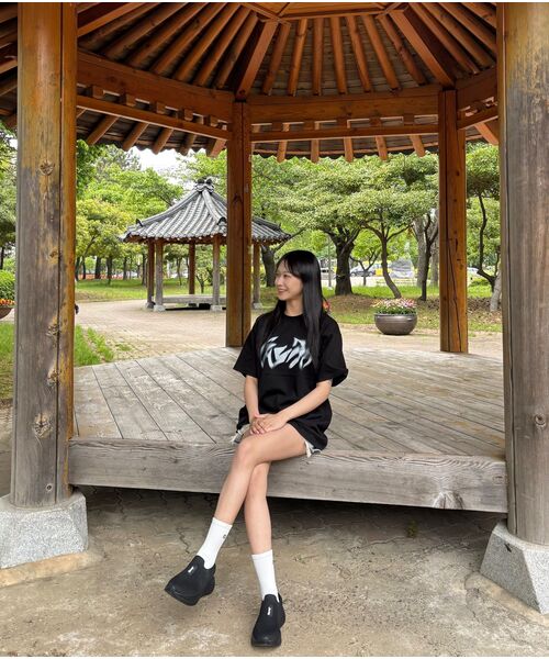 SANRO（サンロ）の「[ユニセックス] オーバーサイズ コットン ショートスリーブ - ブラック（Tシャツ/カットソー・レディース・その他・MEDIUM/LARGE/X-LARGE）」の8枚目の写真