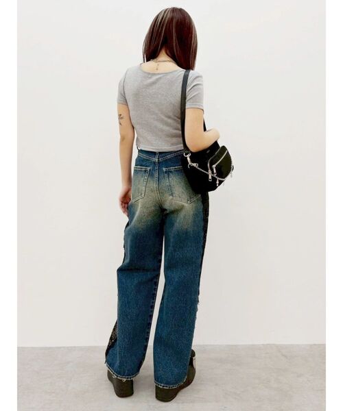 EVRIS（エヴリス）の「サイドレースワイドデニムパンツ　ハイウエスト（デニムパンツ・レディース・ブルー/インディゴブルー・MEDIUM/SMALL）」の6枚目の写真
