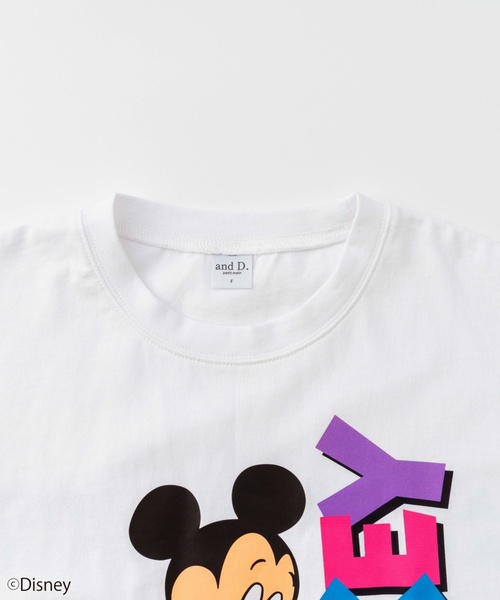 and D. petit main(アンドディープティマイン)の「【親子リンク】【Disney】【DAD】サッカー半袖Tシャツ(Tシャツ/カットソー・レディース・ホワイト・F)」の4枚目の写真