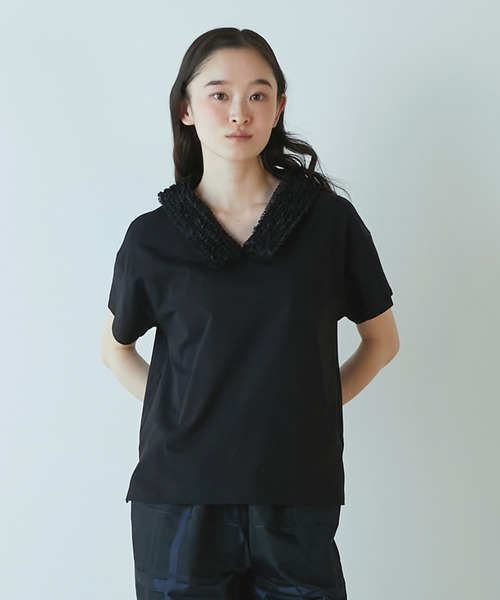 LOGEMENT DE CLAIRE（ロジュモンドクレール）の「《追加》【LOURMARIN】フリルカラープルオーバー（Tシャツ/カットソー・レディース・キャメル/ブラック/オフホワイト・FREE）」の2枚目の写真
