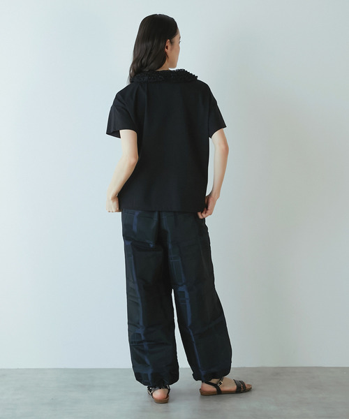 LOGEMENT DE CLAIRE（ロジュモンドクレール）の「《追加》【LOURMARIN】フリルカラープルオーバー（Tシャツ/カットソー・レディース・キャメル/ブラック/オフホワイト・FREE）」の20枚目の写真
