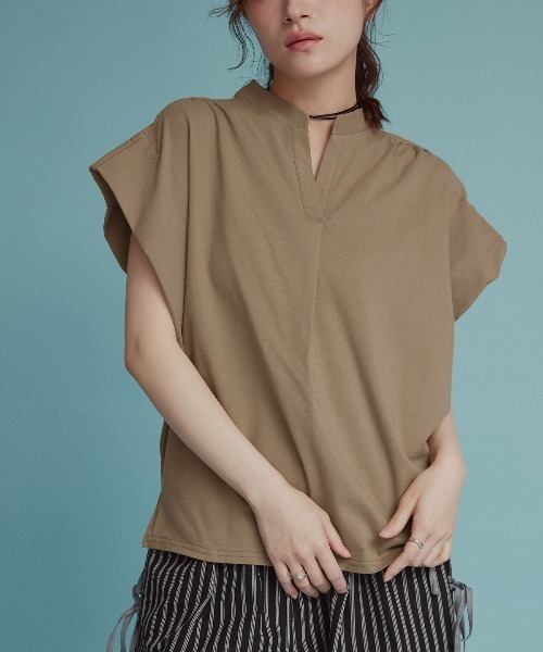 W:Huku(フーク)の「キーネック フレンチスリーブ カット Tシャツ(Tシャツ/カットソー・レディース・チャコール/ライトブラウン・FREE)」の17枚目の写真