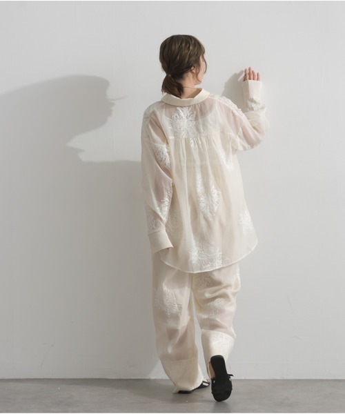 OandI（オーアンドアイ）の「フラワー刺繍シアーパンツ（その他パンツ・レディース・ブラック/アイボリー・FREE）」の7枚目の写真