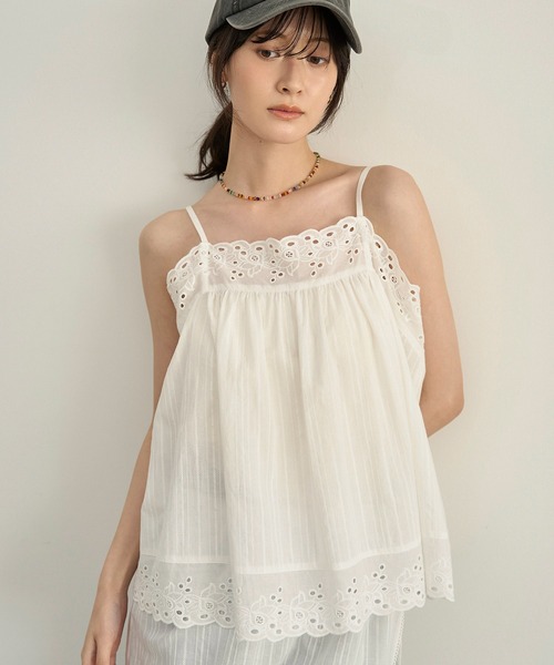 スカラップ刺繍キャミソール