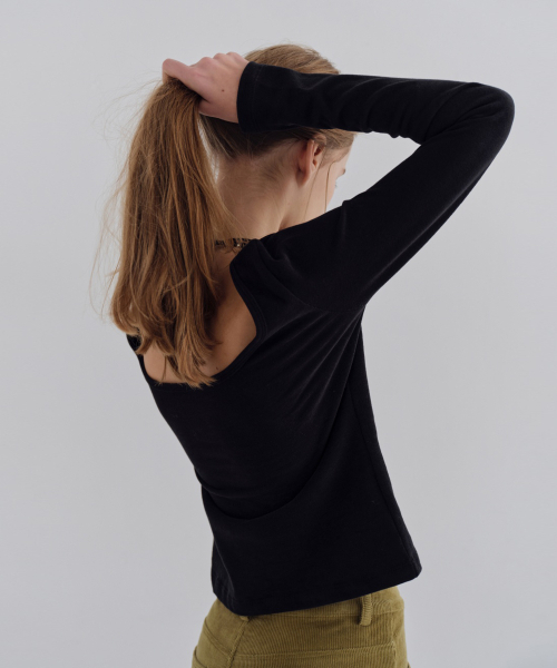 THE LILLE(ザ リル)の「Lay Scoop Neck T_Black(Tシャツ/カットソー・レディース・その他・FREE)」の1枚目の写真