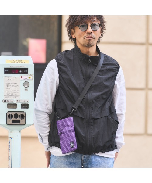 OMCC(オーエムシーシー)の「Phone Sacoche Lattice - フォンサコッシュ ラティス(ボディバッグ/ウエストポーチ・メンズ・ブラウン/ライトグレー/グリーン/パープル/ネイビー/ブラック・ONE SIZE)」の8枚目の写真