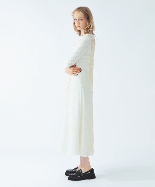 Ray BEAMS(レイビームス)の「レース キリカエ ジャカード ワンピース(ワンピース・レディース・ブラック/アイボリー・ONE SIZE)」の4枚目の写真