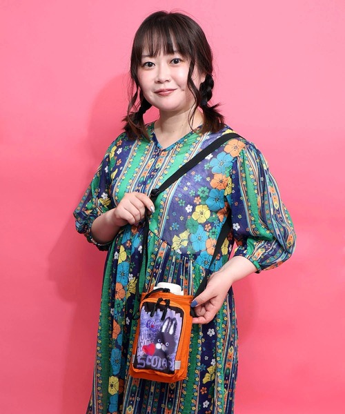ScoLar（スカラー）の「662448：もこもこラビル柄 保冷・撥水ナイロンボトルホルダー（ショルダーバッグ・レディース・ブラック/ベージュ/グリーン/オレンジ・FREE）」の4枚目の写真