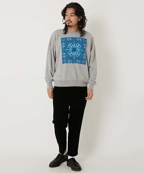 HOLLYWOOD RANCH MARKET(ハリウッドランチマーケット)の「ペイズリーバンダナプリント クルーネックスウェット(スウェット・メンズ・レッド/ブルー・S/M/L/XL)」の9枚目の写真