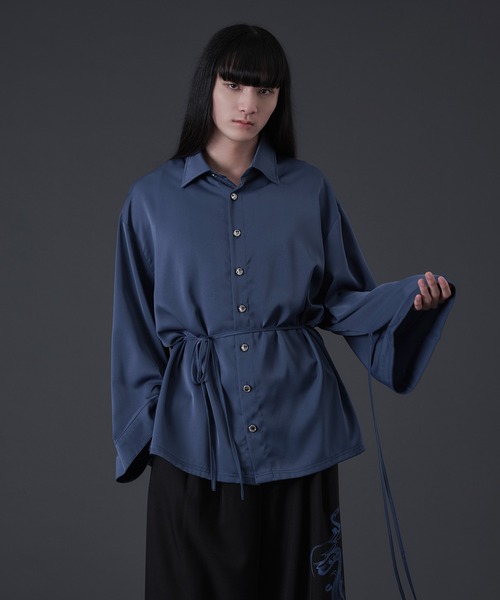 狐独(コドク)の「コードフレアスリーブシャツ(シャツ/ブラウス・メンズ・ブルー/ブラック・MEDIUM/LARGE)」の13枚目の写真