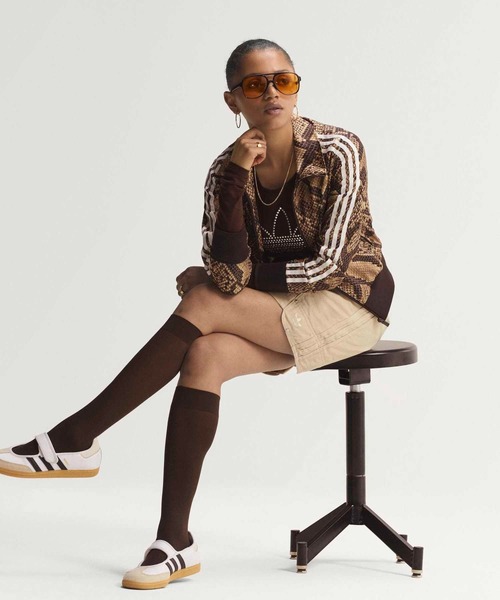 adidas（アディダス）の「サテン スネーク プリント ファイヤーバード トラックジャケット / ジャージ / トラックジャケット / アディダスオリジナルス adidas Originals（ジャージ・レディース・ベージュ・XX-LARGE/SMALL/MEDIUM/LARGE/3XL/X-LARGE）」の6枚目の写真
