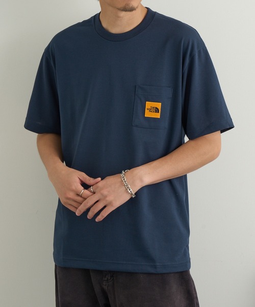 THE NORTH FACE(ザノースフェイス)の「【THE NORTH FACE】S/S SQ LG POCKET T(Tシャツ/カットソー・メンズ・ネイビー/ブラック・M/L)」の2枚目の写真