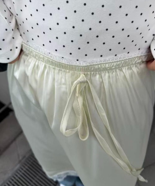 mebole(メボレ)の「satin lace long skirt(スカート・レディース・ブルー/アイボリー・FREE)」の18枚目の写真