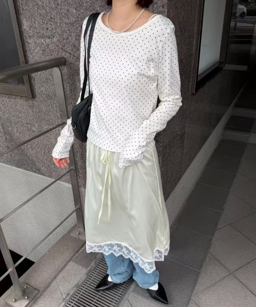 mebole(メボレ)の「satin lace long skirt(スカート・レディース・ブルー/アイボリー・FREE)」の19枚目の写真