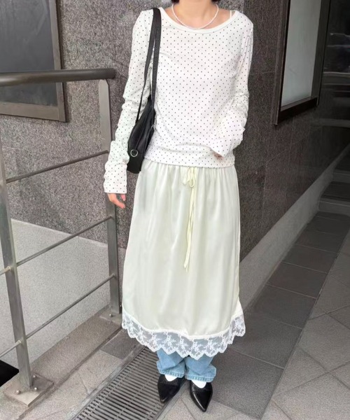 mebole(メボレ)の「satin lace long skirt(スカート・レディース・ブルー/アイボリー・FREE)」の22枚目の写真