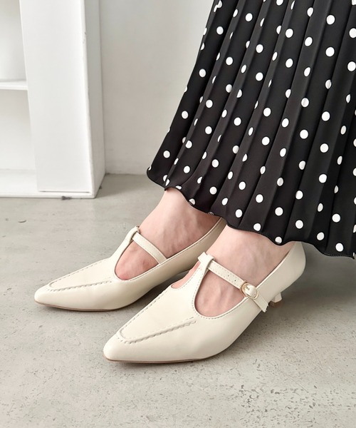 wears（ウェアーズ）の「【ローヒール】ポインテッドトゥTストラップ メリージェーンパンプス（パンプス・レディース・ブラウン/ブラック/オフホワイト・23.5cm/24.5cm）」の14枚目の写真
