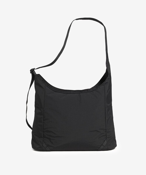 AIGLE(エーグル)の「EARTH 撥水 2WAYショルダートートバッグ 10L(ショルダーバッグ・レディース・バイオレット/ブラック・FREE)」の5枚目の写真