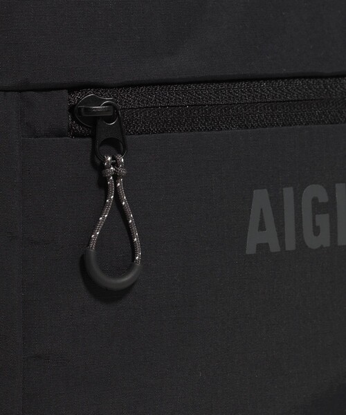 AIGLE(エーグル)の「EARTH 撥水 2WAYショルダートートバッグ 10L(ショルダーバッグ・レディース・バイオレット/ブラック・FREE)」の6枚目の写真