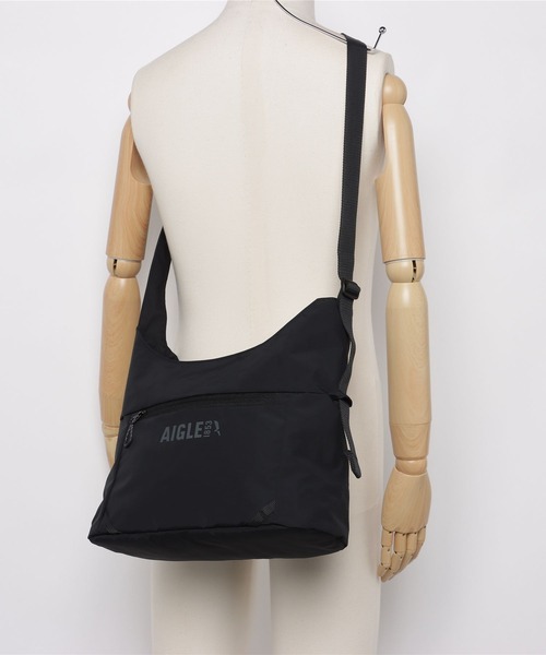 AIGLE(エーグル)の「EARTH 撥水 2WAYショルダートートバッグ 10L(ショルダーバッグ・レディース・バイオレット/ブラック・FREE)」の14枚目の写真