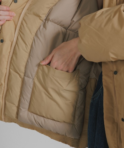 NANGA(ナンガ)の「NANGA / STAND COLLAR DOWN JACKET W / ND2442-1A602 秋服 冬服(ダウンジャケット/コート・レディース・イエロー・S)」の8枚目の写真
