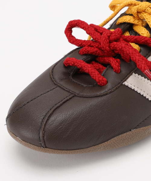 Spick & Span(スピックアンドスパン)の「《Exclusive / 》adidas / アディダス TOKYO W(スニーカー・レディース・ブラウン/アイボリー・23cm/23.5cm/24cm/24.5cm/25cm)」の18枚目の写真