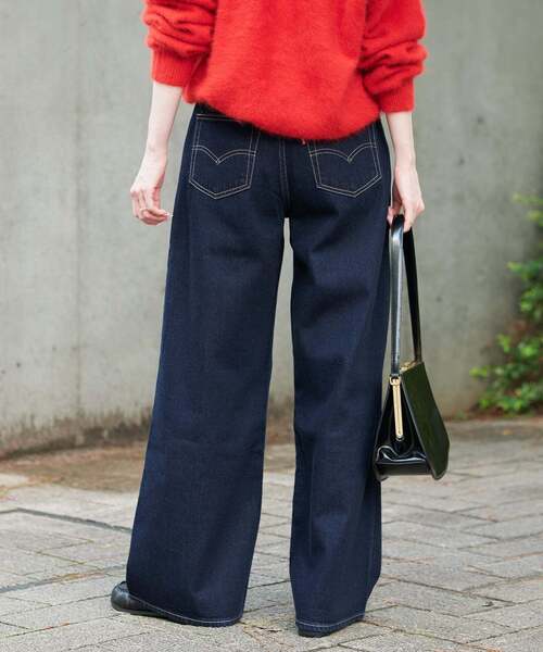 Levi's(リーバイス)の「Levi’s/リーバイス SLOBE別注 CINCH WIDE LEG デニムパンツ(デニムパンツ・レディース・ネイビー/ブルー・26cm/25cm/24cm/29cm/23cm/28cm/27cm)」の7枚目の写真
