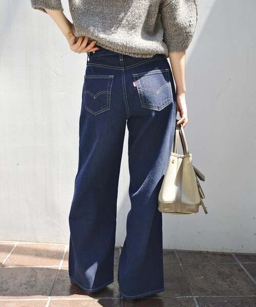 Levi's(リーバイス)の「Levi’s/リーバイス SLOBE別注 CINCH WIDE LEG デニムパンツ(デニムパンツ・レディース・ネイビー/ブルー・26cm/25cm/24cm/29cm/23cm/28cm/27cm)」の12枚目の写真