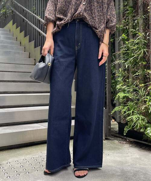 Levi's(リーバイス)の「Levi’s/リーバイス SLOBE別注 CINCH WIDE LEG デニムパンツ 【洗濯機使用可能】(デニムパンツ・レディース・ネイビー/ブルー・26cm/25cm/24cm/29cm/23cm/28cm/27cm)」の21枚目の写真