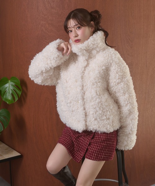 Ambre Neige(アンブルネージュ)の「poodle fake fur stand neck blouson / プードルフェイクファースタンドネックブルゾン(ブルゾン・レディース・ダークブラウン/ベージュ/アイボリー・FREE)」の15枚目の写真