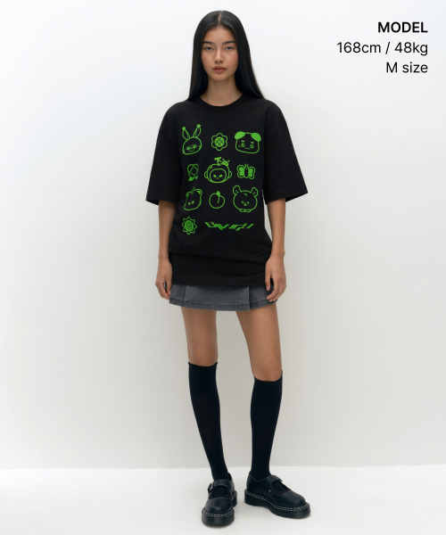 MUSINSA STANDARD WOMAN（ムシンサスタンダードウーマン）の「[NCT 127 コラボ] BLINGY ソムムンチル Tシャツ [ブラック]（Tシャツ/カットソー・レディース・その他・MEDIUM/SMALL）」の2枚目の写真