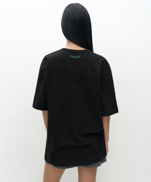 MUSINSA STANDARD WOMAN（ムシンサスタンダードウーマン）の「[NCT 127 コラボ] BLINGY ソムムンチル Tシャツ [ブラック]（Tシャツ/カットソー・レディース・その他・MEDIUM/SMALL）」の3枚目の写真