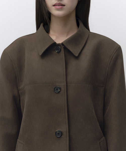 MUSINSA STANDARD WOMAN（ムシンサスタンダードウーマン）の「ウィメンズ シンセティックスエード カーコート [ブラウン]（トレンチコート・レディース・その他・X-SMALL/SMALL/MEDIUM/LARGE）」の4枚目の写真
