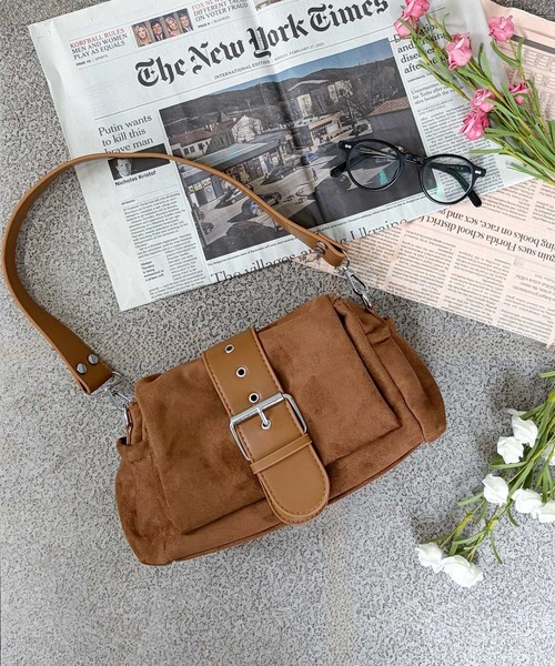 frunco(フランコ)の「【ZOZOTOWN限定】2WAYハトメベルトショルダーバッグ(ショルダーバッグ・レディース・ダークブラウン/ブラック/ブラウン・FREE)」の3枚目の写真