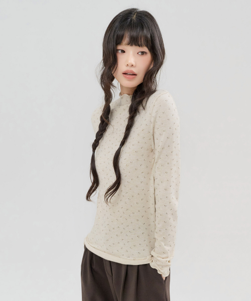 CHASECULT(チェイスカルト)の「レディース フラワーフリル ハーフネック Tシャツ-FFZG5152C0M(Tシャツ/カットソー・レディース・ベージュ・85)」の4枚目の写真