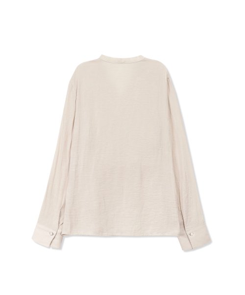 Yuje(ユジェ)の「SCARF BLOUSE (2color)(シャツ/ブラウス・レディース・ホワイト/ライトピンク・FREE)」の6枚目の写真