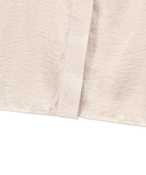 Yuje(ユジェ)の「SCARF BLOUSE (2color)(シャツ/ブラウス・レディース・ホワイト/ライトピンク・FREE)」の11枚目の写真