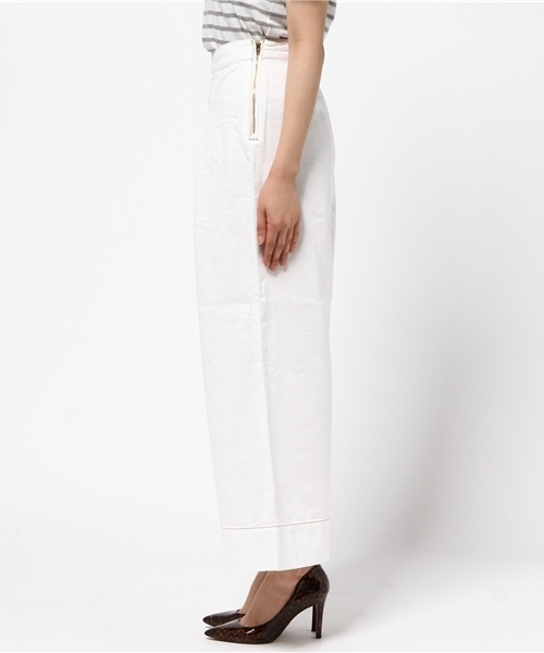 Spick & Span（スピックアンドスパン）の「10ozデニムクロップバギーパンツ◆（その他パンツ・レディース・ホワイト/ブルー・38/36/40）」の4枚目の写真