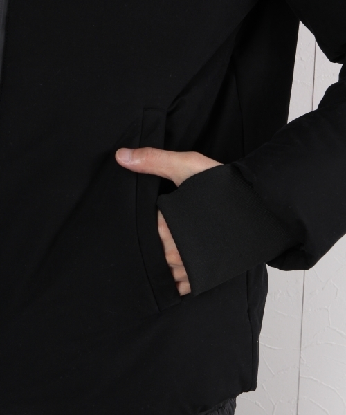 GLOBAL WORK（グローバルワーク）の「【軽くて温かい機能性中綿】サーモライトフードブルゾン/720828 （ブルゾン・メンズ・ネイビー/グレー/ブラック・X-LARGE/LARGE/SMALL/MEDIUM）」の16枚目の写真