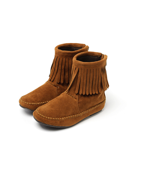 welleg（ウェレッグ）の「キッズ フリンジ ショートブーツ（ブーツ・キッズ・ダークブラウン/マスタード/ブラック/ライトブラウン/レッド・15cm/19cm/21cm/20cm/22.0cm/18cm/16cm/17cm）」の4枚目の写真