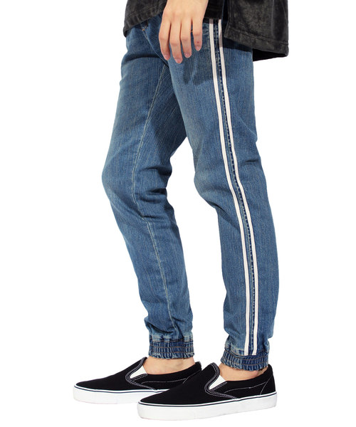 8(eight)(エイト)の「ライン入り スキニーデニム ジーンズ ジョガーパンツ (デニムパンツ・メンズ・サックスブルー/ブルー・MEDIUM/LARGE)」の9枚目の写真