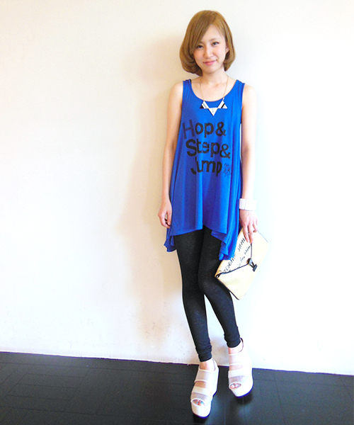 WHO'S WHO gallery（フーズフーギャラリー）の「【NIXON】 VEGA（アナログ腕時計・レディース・ブラック/ホワイト/ピンク/ブルー/ブラウン・FREE）」の11枚目の写真